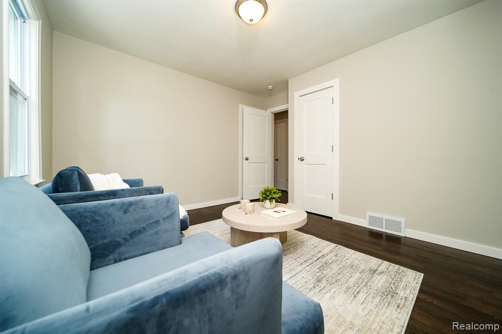 23610 Morton Street, Oak Park, MI 48237 — Photo 45