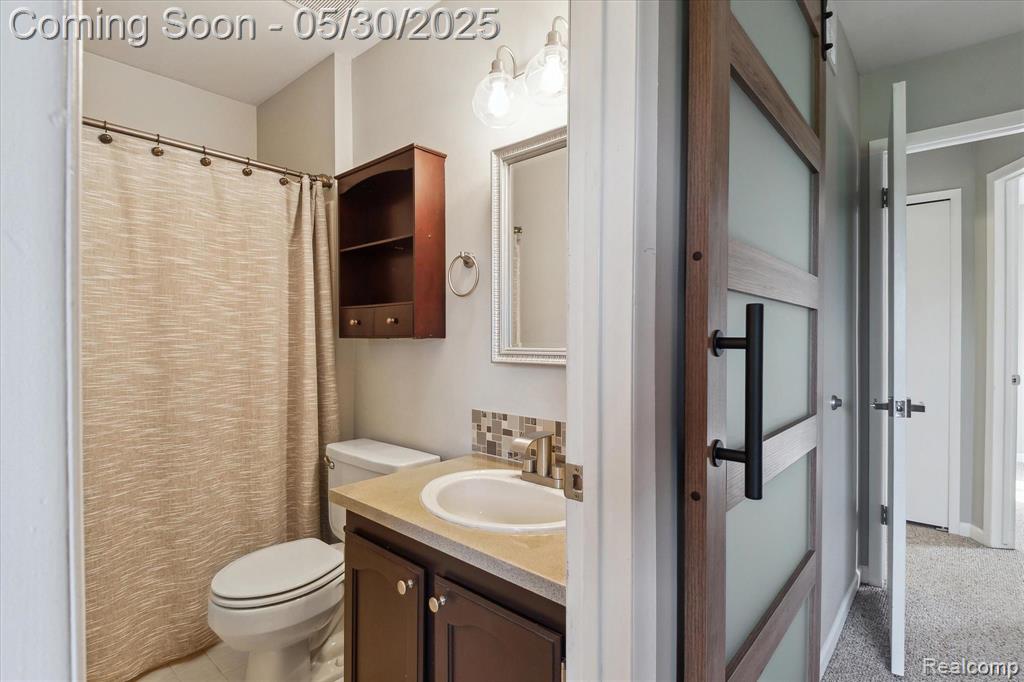 45127 Fair Oaks Drive, Canton, MI 48187 — Photo 23