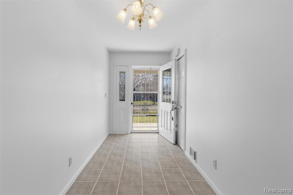 2363 Willowdale Drive, Burton, MI 48509 — Photo 4