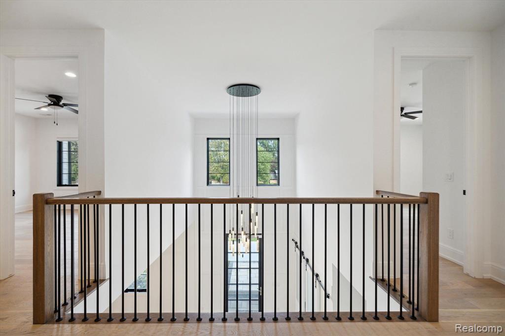 7450 PARKSTONE Lane, Bloomfield Hills, MI 48301 — Photo 11