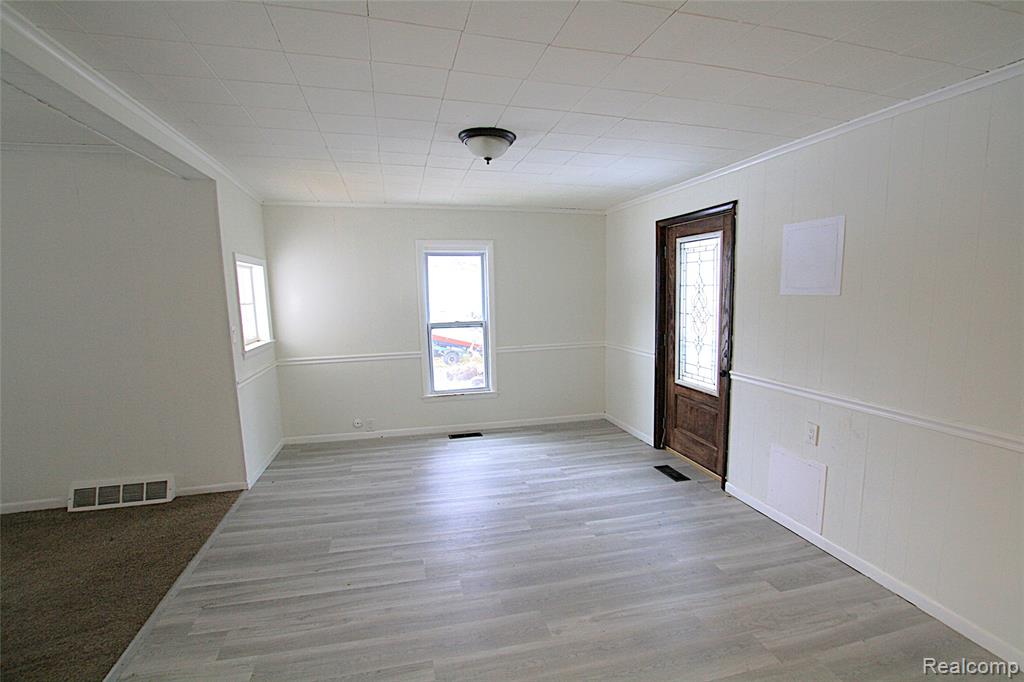 703 Queen Street, Owosso, MI 48867 — Photo 10