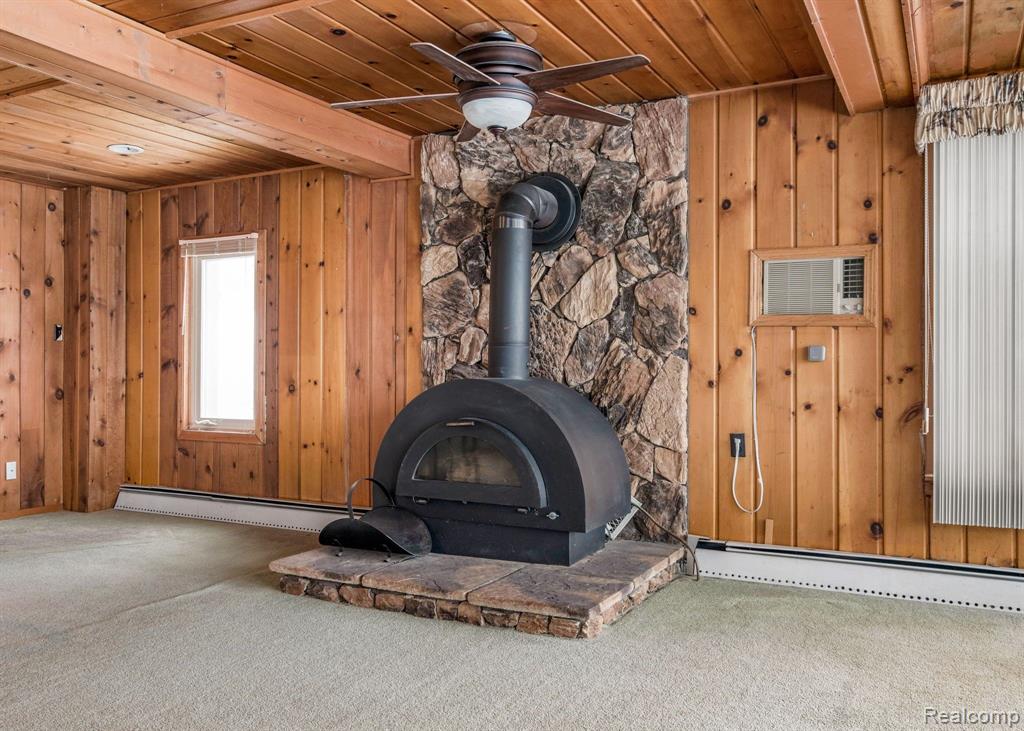 653 CENTRAL Drive, Lake Orion, MI 48362 — Photo 13