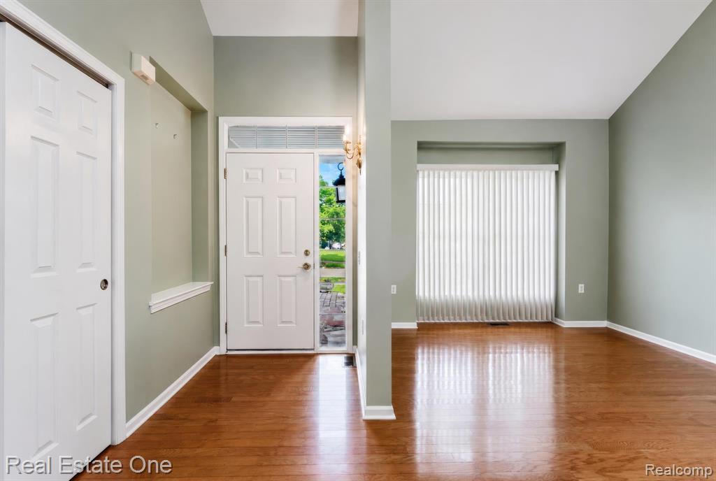 3622 Camden Court, Auburn Hills, MI 48326 — Photo 4