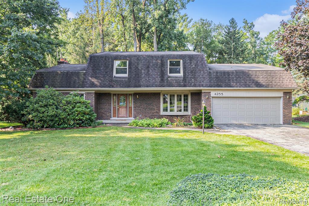 4255 Petrel Court, Highland, MI — Photo 42