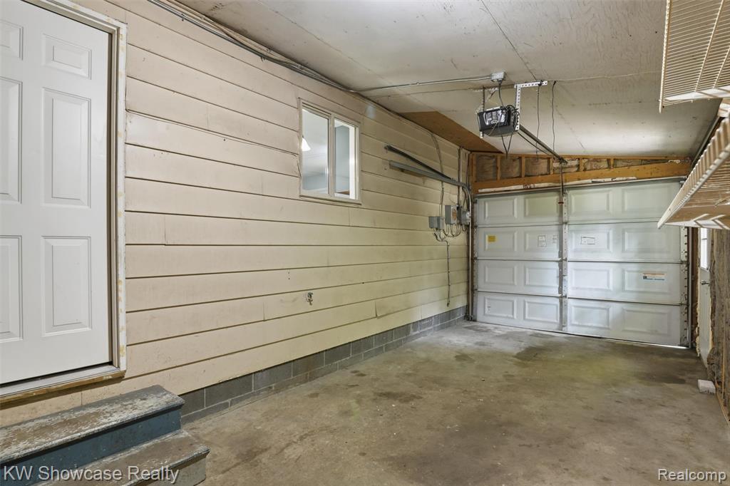 801 Farnsworth Road, White Lake, MI — Photo 25