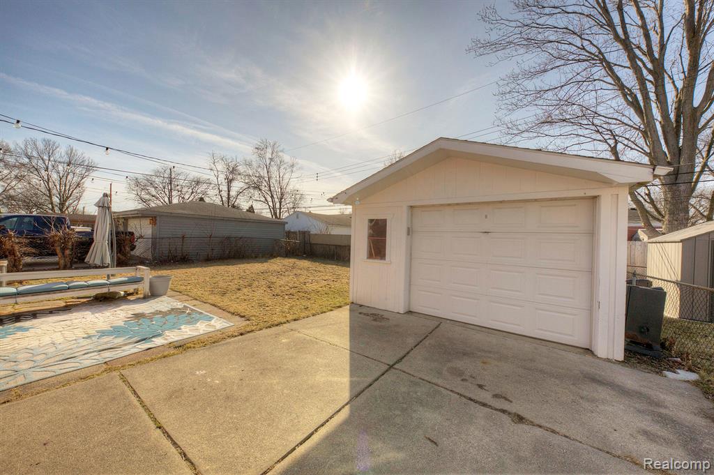 718 Easley Drive, Westland, MI 48186 — Photo 28