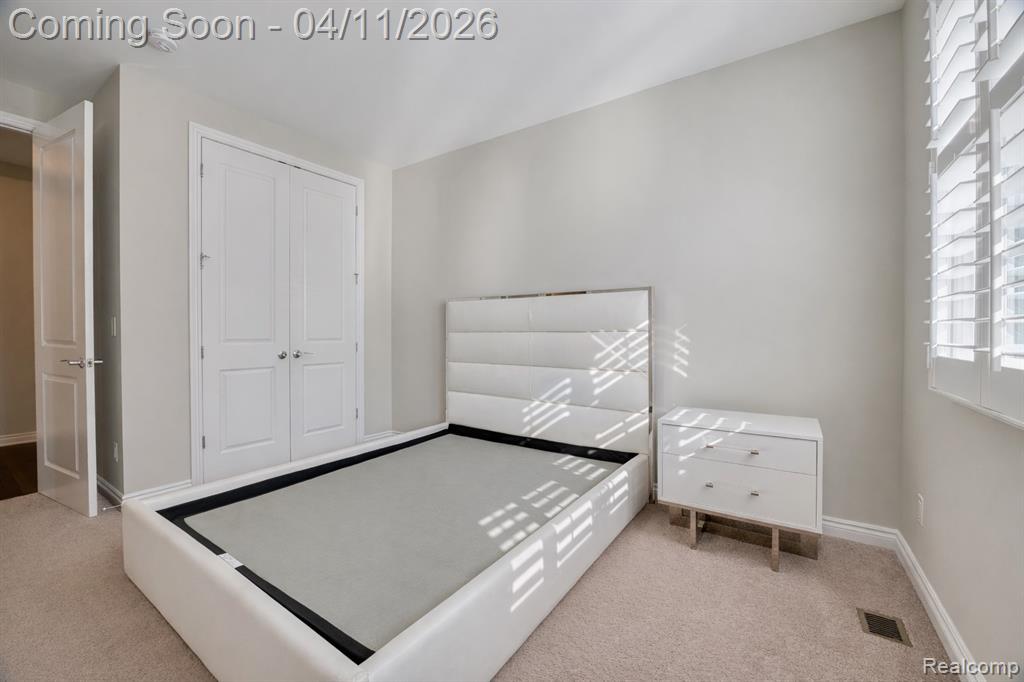 5809 Hartwick Drive, West Bloomfield, MI 48324 — Photo 28