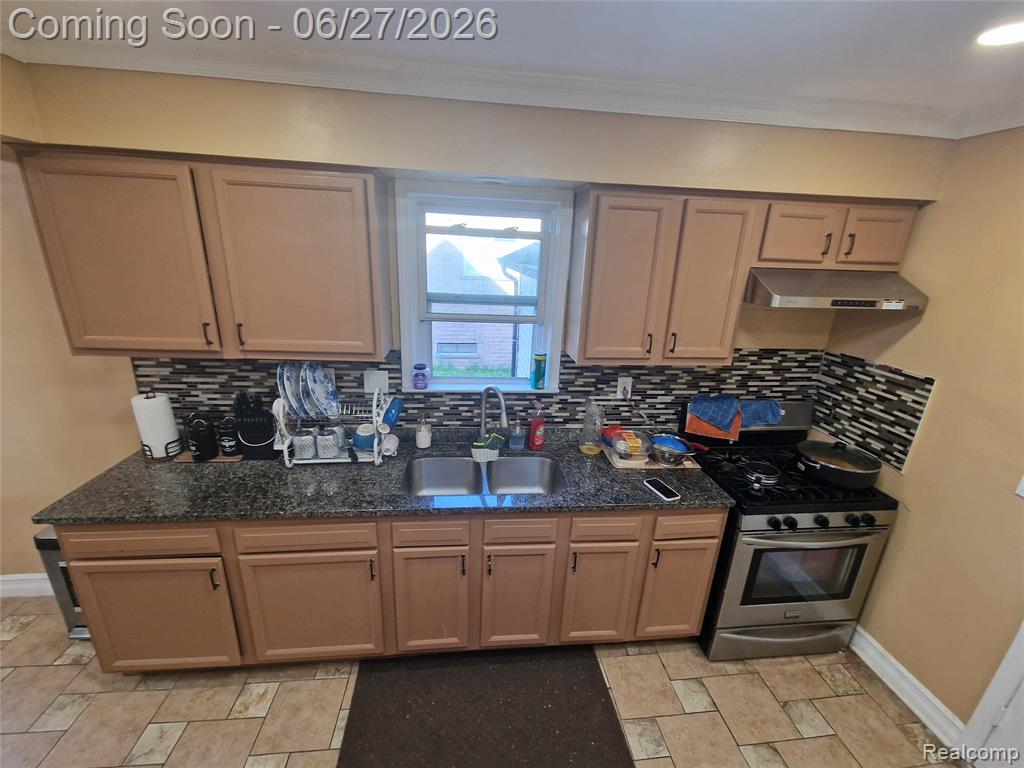 4320 Frazho Road, Warren, MI 48091 — Photo 19