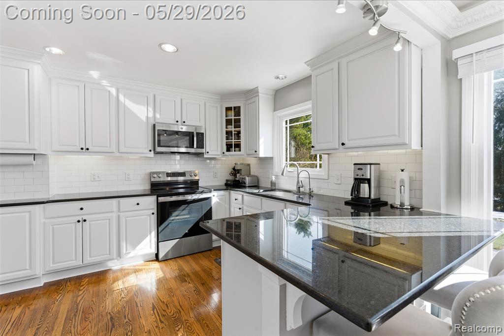 60491 Lamplighter Drive, New Hudson, MI 48165 — Photo 12