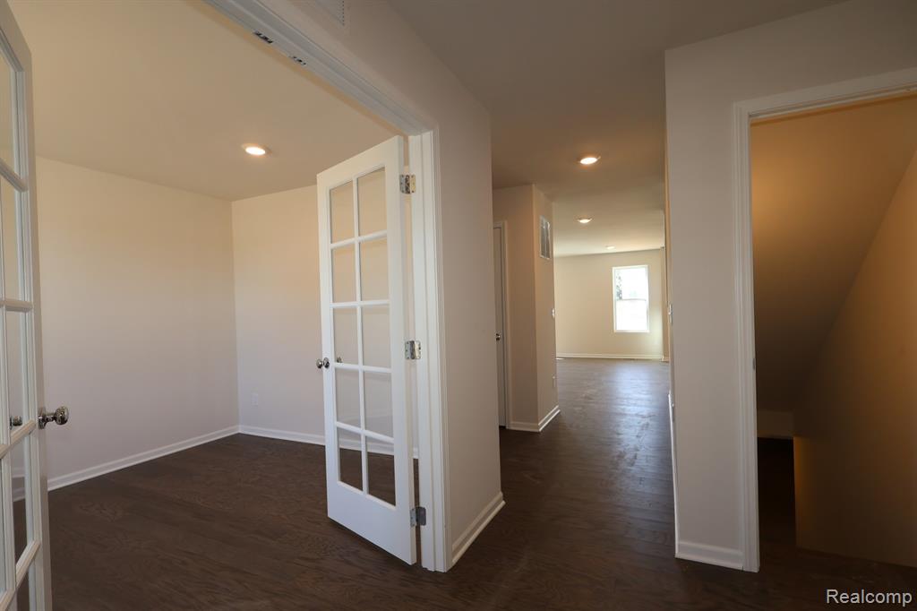 634 Harvest Way, Chelsea, MI 48118 — Photo 5