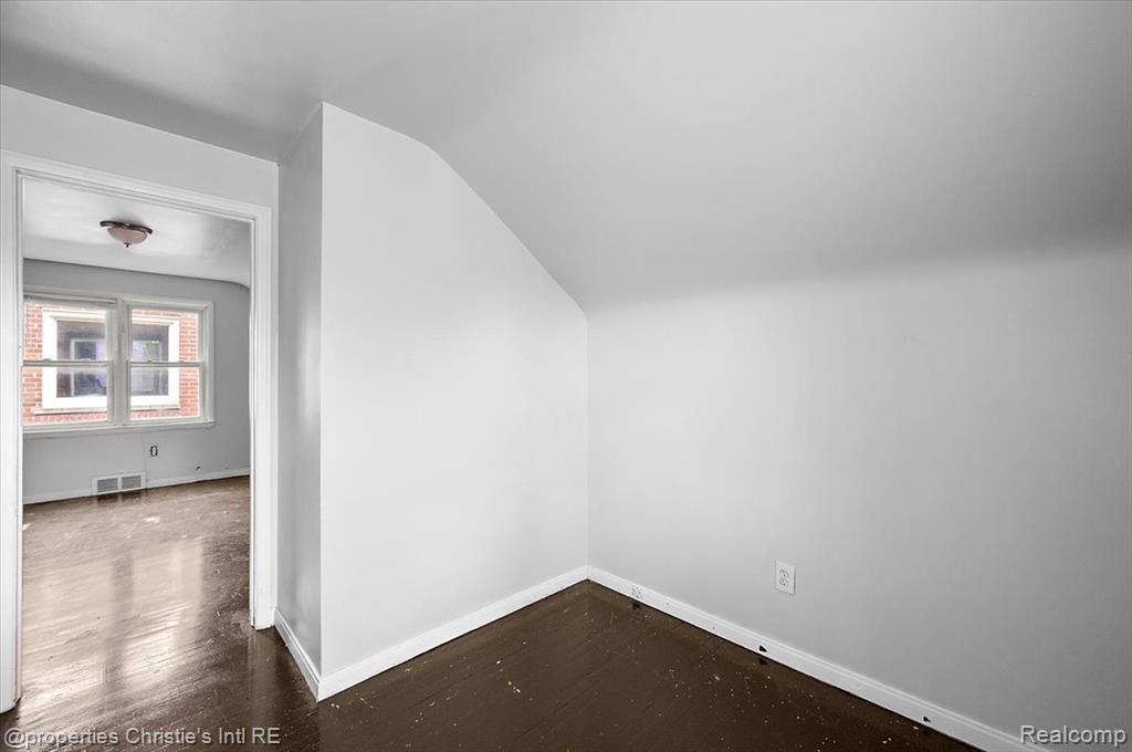 13916 Rossini Drive, Detroit, MI 48205 — Photo 22