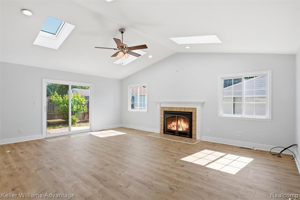 9883 William Street, Taylor, MI 48180 — Photo 17