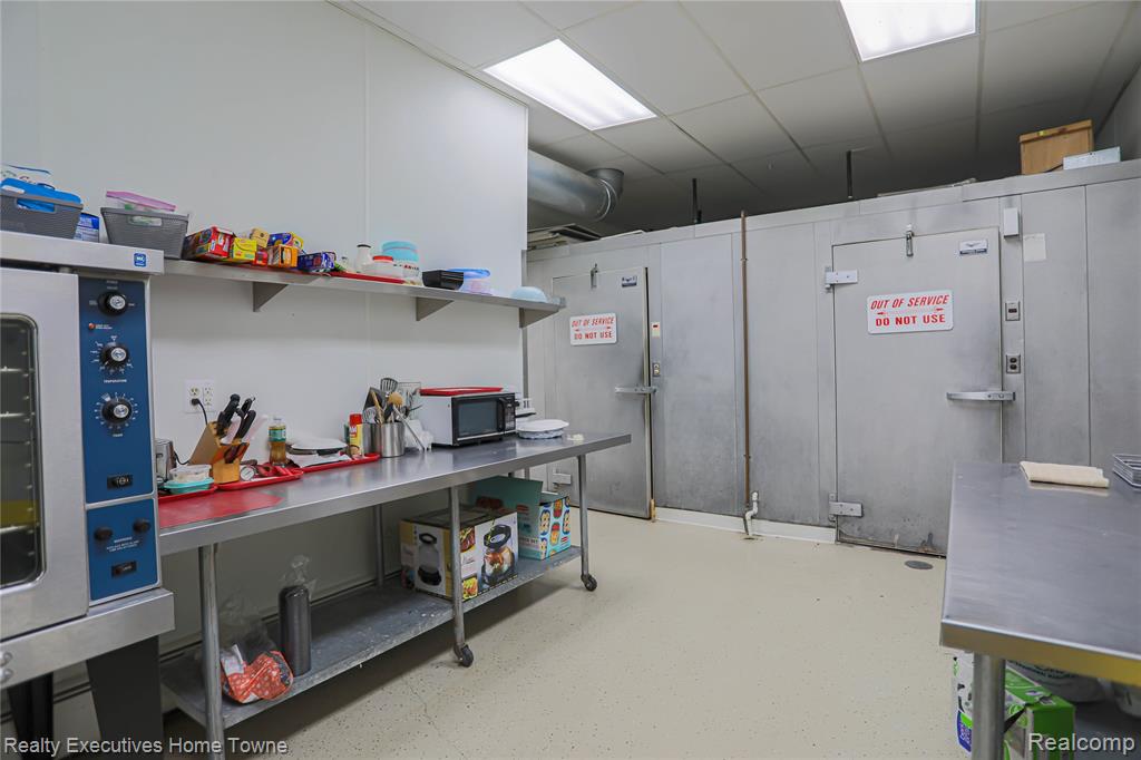 9334 River Road, Algonac, MI, 48001