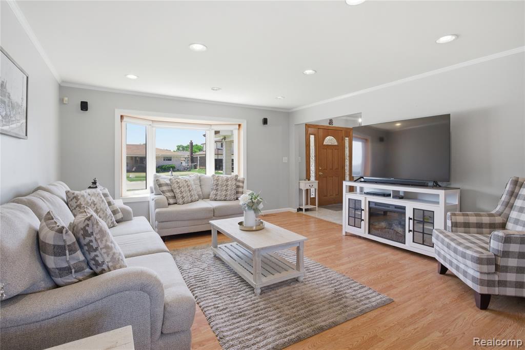 4171 Rose Mary Drive, Sterling Heights, MI 48310 — Photo 10
