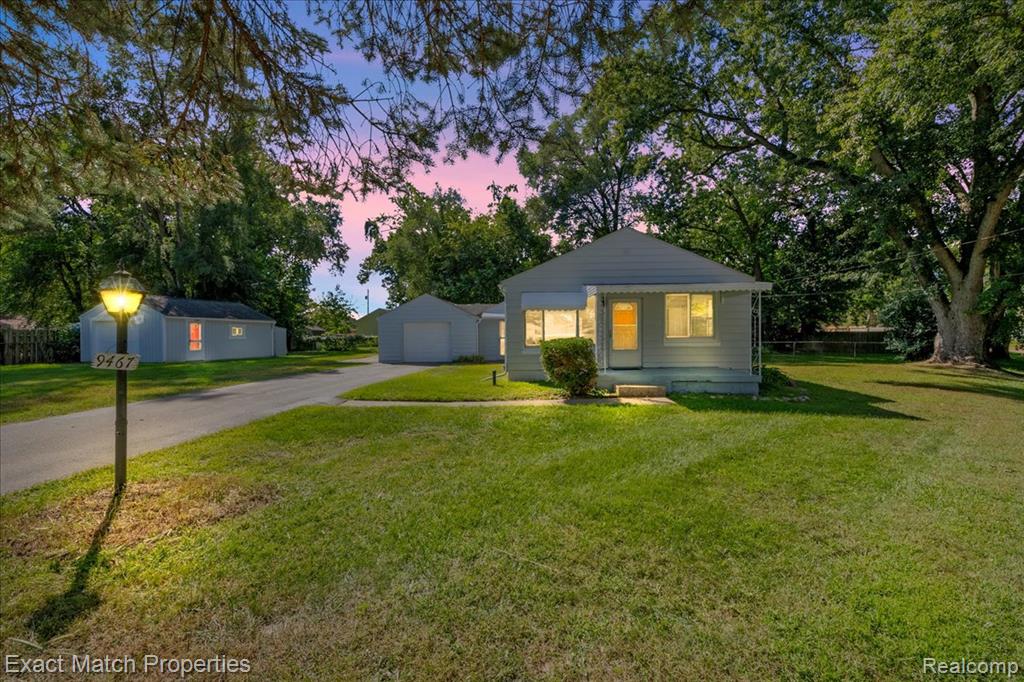 9467 Leona Street, White Lake, MI — Photo 2