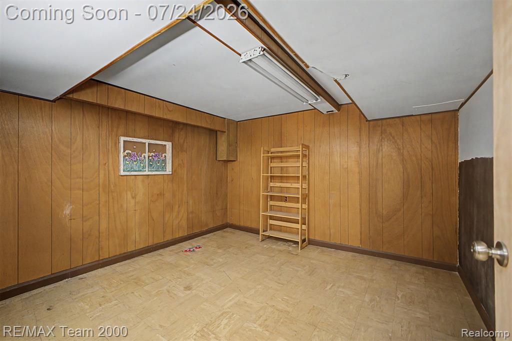 447 Gilman Street, Garden City, MI — Photo 31