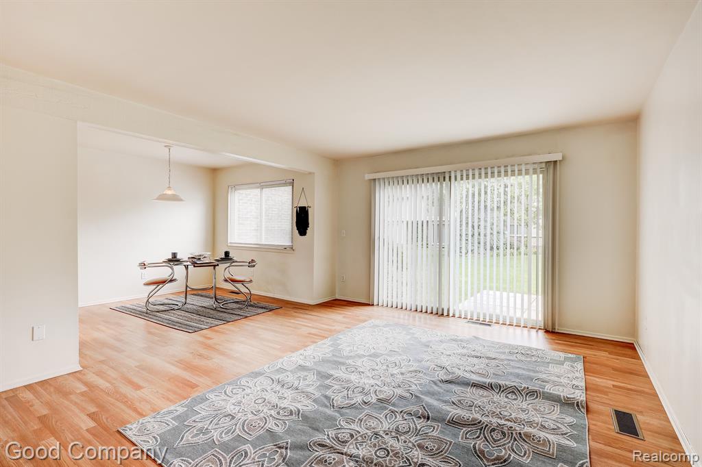 1 FREDRICKSBURG TOWNE Street, Southfield, MI 48075 — Photo 7