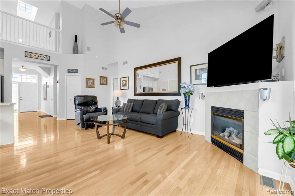 971 Sloane Court, 4, White Lake, MI — Photo 24