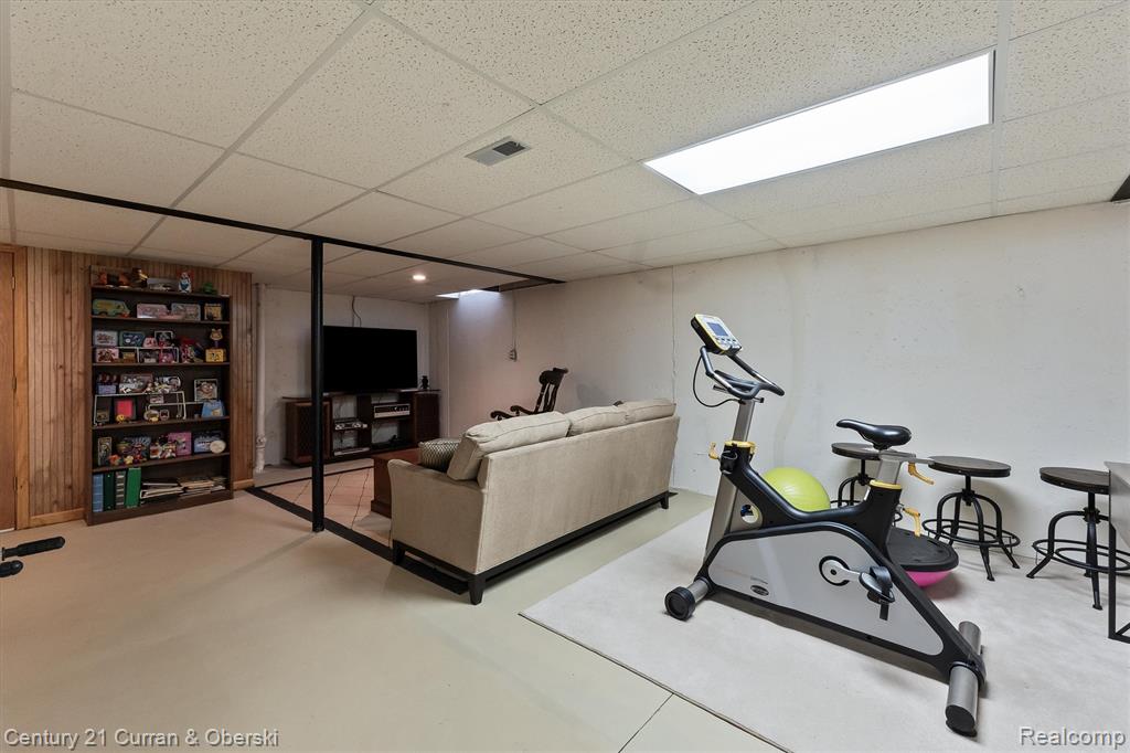 781 Pheasant Run West Drive, Wixom, MI 48393 — Photo 42