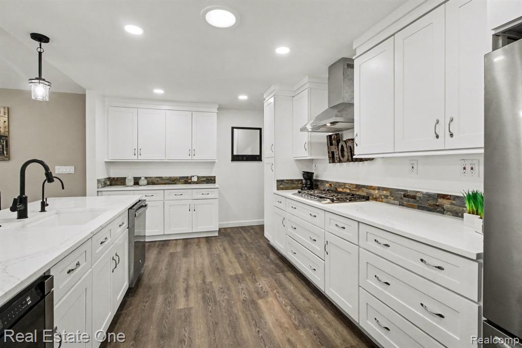 4937 Oak Park Drive, Clarkston, MI — Photo 9