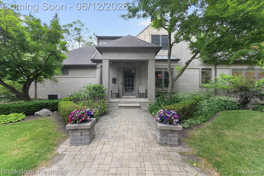 8926 Lincoln Drive, Huntington Woods, MI — Photo 3