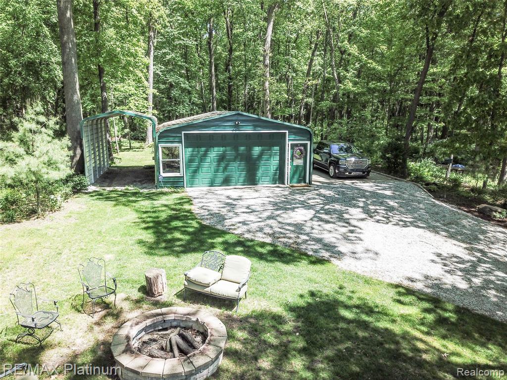 841 HURLEY Drive, Howell, MI 48843 — Photo 59