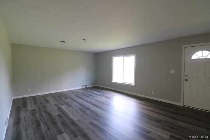 15021 Speaker Road, Lynn, MI 48097 — Photo 12