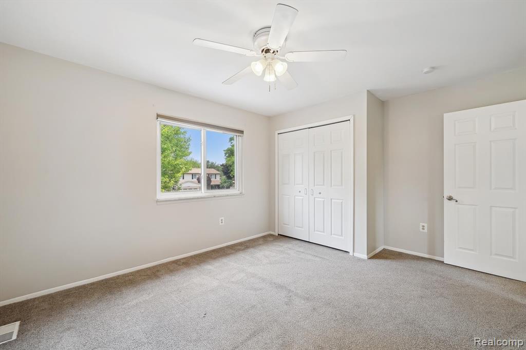 7302 PARKWAY Court, Canton, MI 48187 — Photo 37