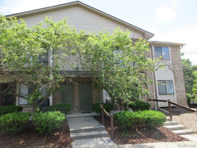 24056 MIDDLEBELT Road, Farmington Hills, MI 48336