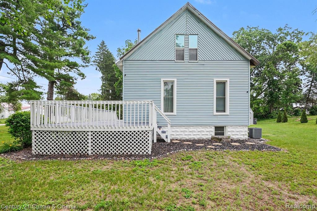 7875 Lake Street, Lake, MI 48632 — Photo 21