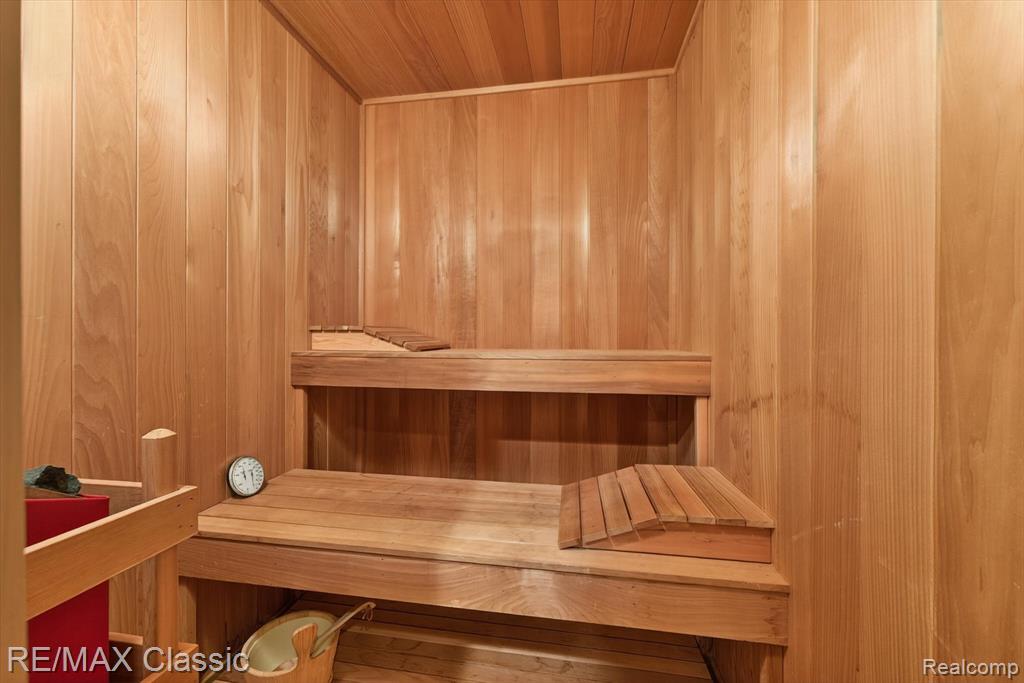 12648 Portsmouth Court, Plymouth, MI 48170 — Photo 45