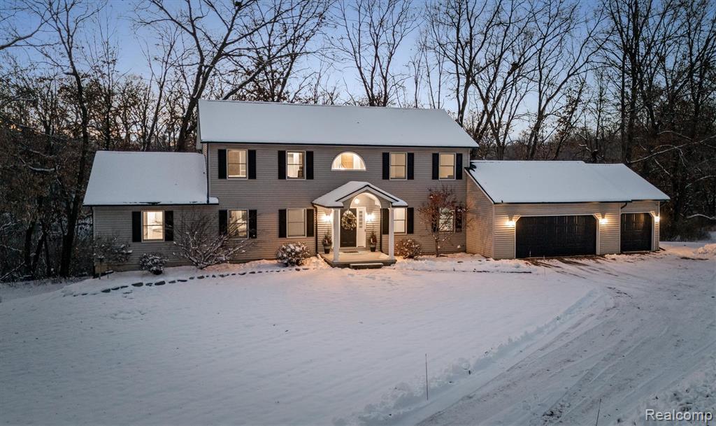 8301 Hyne Road, Brighton, MI 48114 — Photo 4