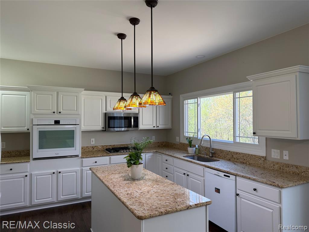 47272 Woodlong Drive, Canton, MI 48187 — Photo 20