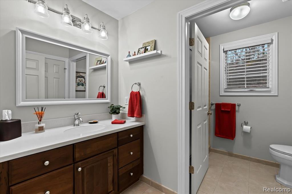 5828 Wyndam Lane, Brighton, MI 48116 — Photo 26