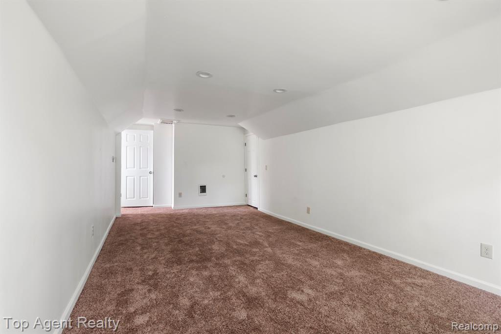 19164 Riopelle Street, Highland Park, MI 48203 — Photo 30