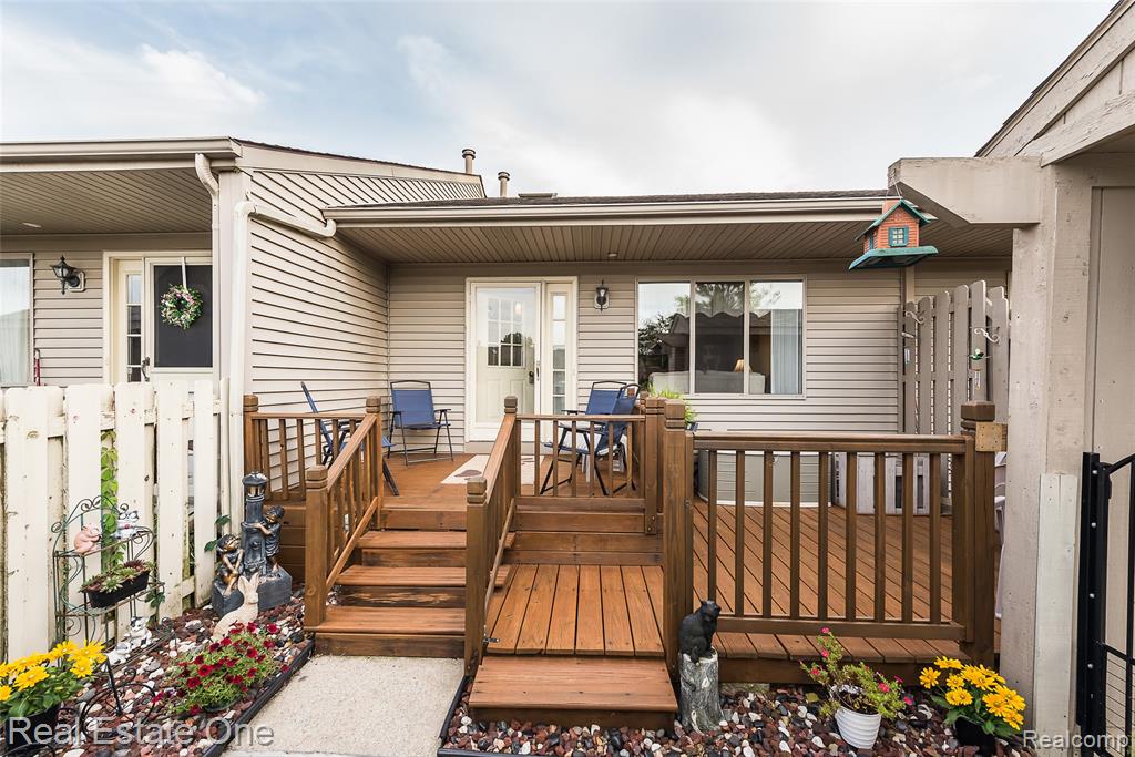 62511 RALEIGH Court, 5, South Lyon, MI 48178 — Photo 5