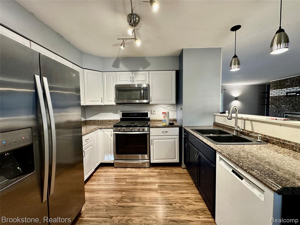 1426 Houston Drive, Swartz Creek, MI 48473 — Photo 12