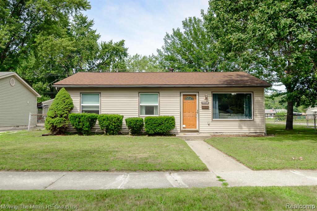 15538 Woodmont Street, Romulus, MI 48174