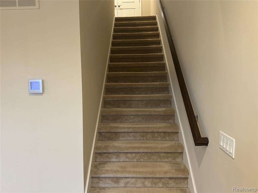 47757 Hillcrest Drive, Northville, MI — Photo 18
