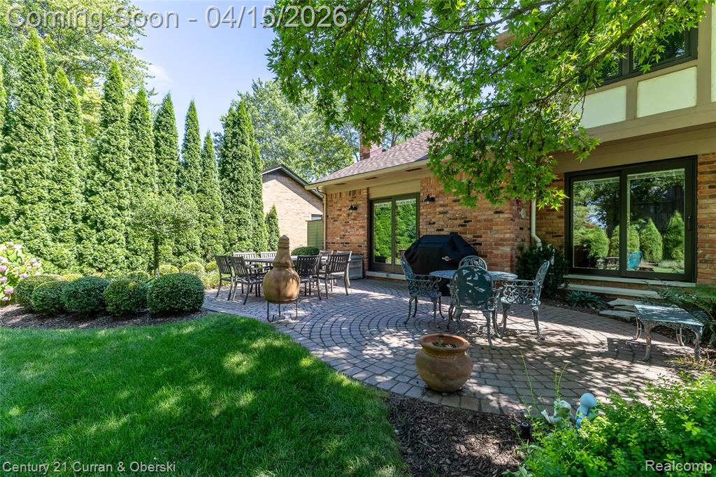 2695 Ronald Drive, Troy, MI 48085 — Photo 32
