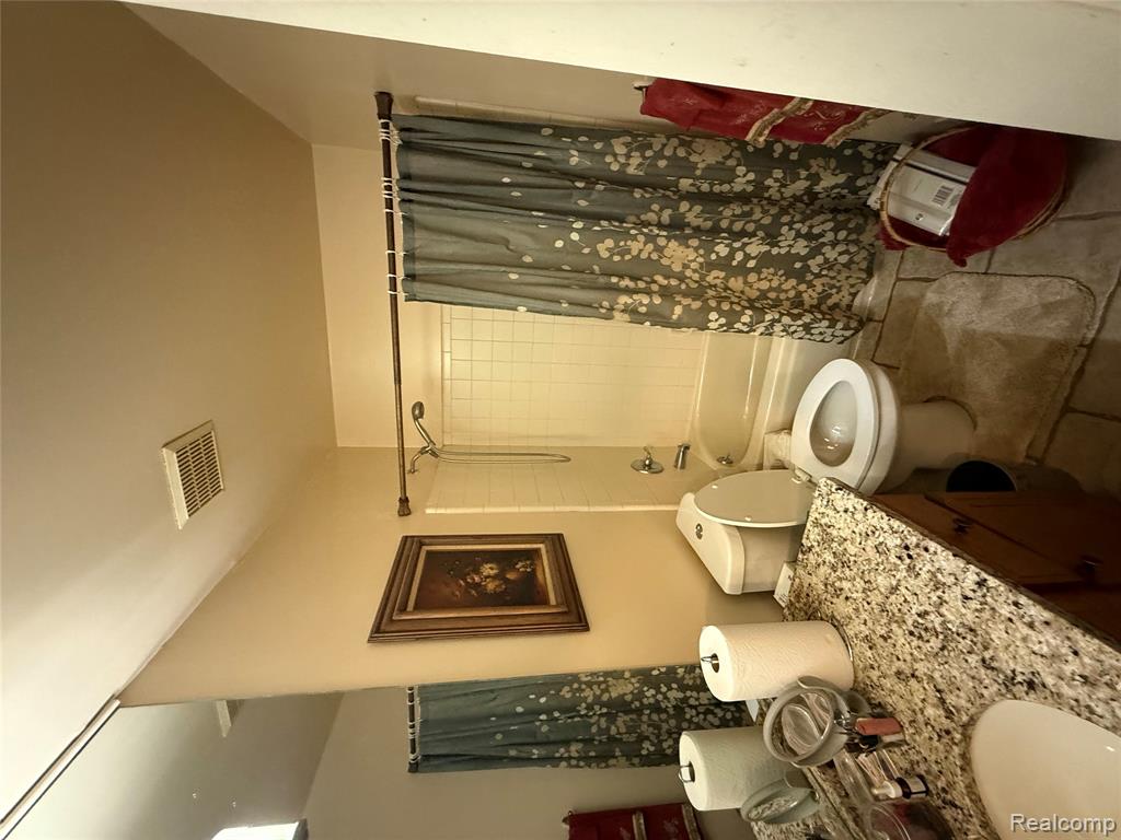 44994 Sondra Drive, Belleville, MI 48111 — Photo 51