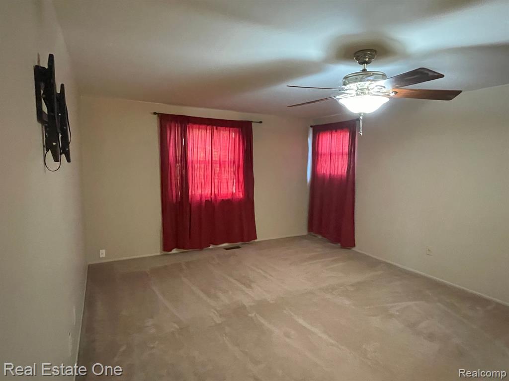 7482 ADMIRALTY Drive, Canton, MI 48187 — Photo 12
