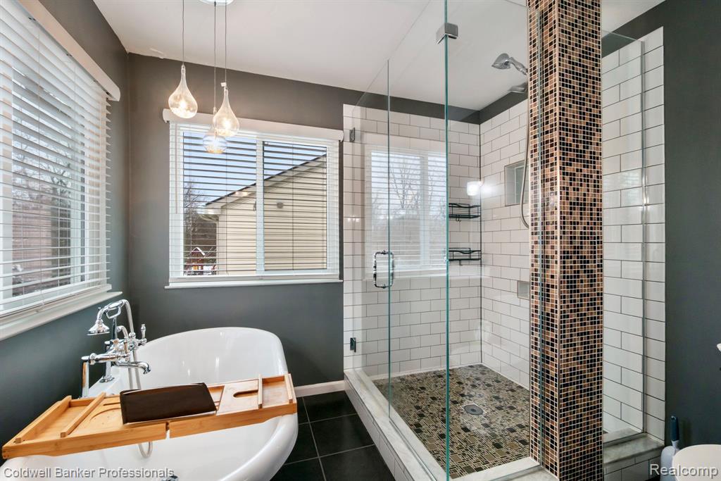 8525 Barrington Drive, Ypsilanti, MI 48198 — Photo 31