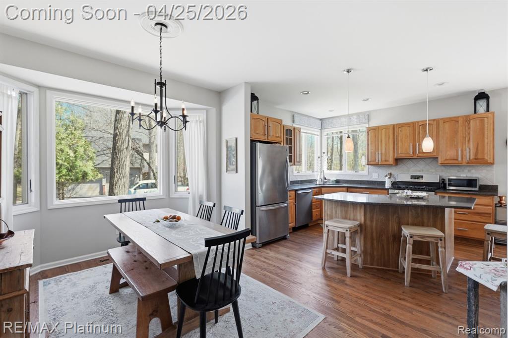 7548 Elmbrooke Way, Brighton, MI 48116 — Photo 8