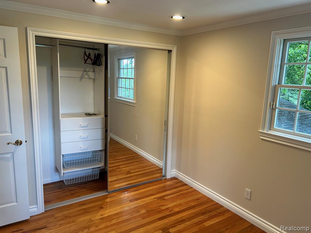 5352 W Doherty Drive, West Bloomfield, MI 48323 — Photo 10