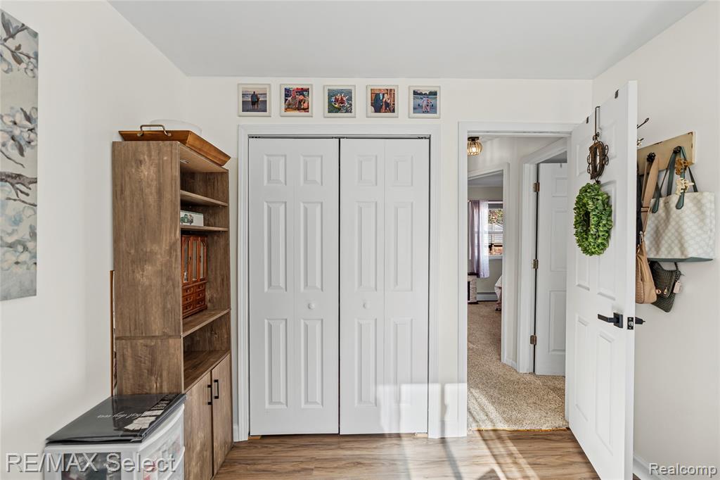 9367 Longmeadow Court, Fenton, MI 48430 — Photo 30