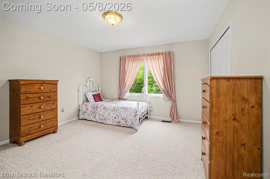 5824 Clearview Drive, Troy, MI 48098 — Photo 31