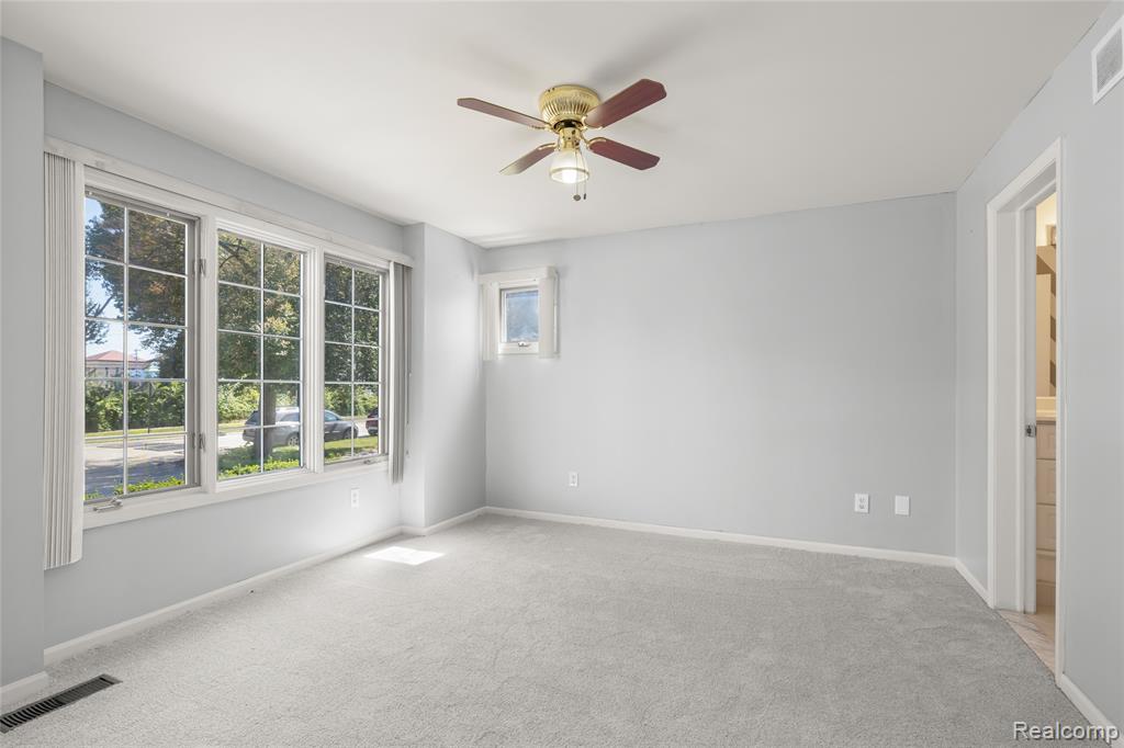 441 Parkview Drive Drive, Detroit, MI 48214 — Photo 10