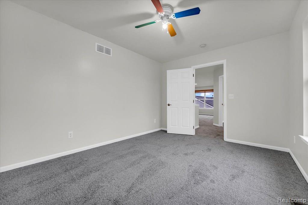 13632 COUNTRY WALK Boulevard, Van Buren, MI 48111 — Photo 33