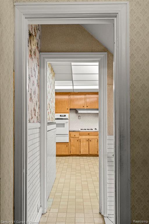 7502 Coolidge, Center Line, MI 48015 — Photo 18